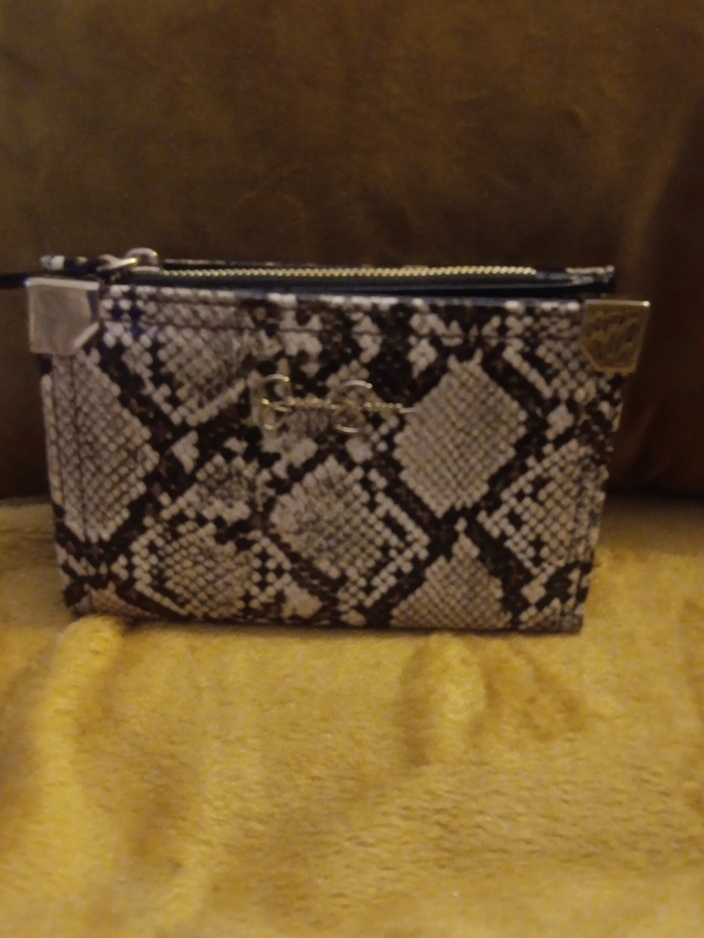 Jessica Simpson Black and White Snakeskin Wristlet Wallet***
